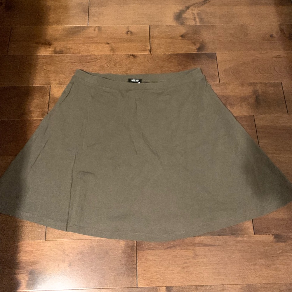 Ardene Basic (kaki summer skirt (no shorts under the skirt))